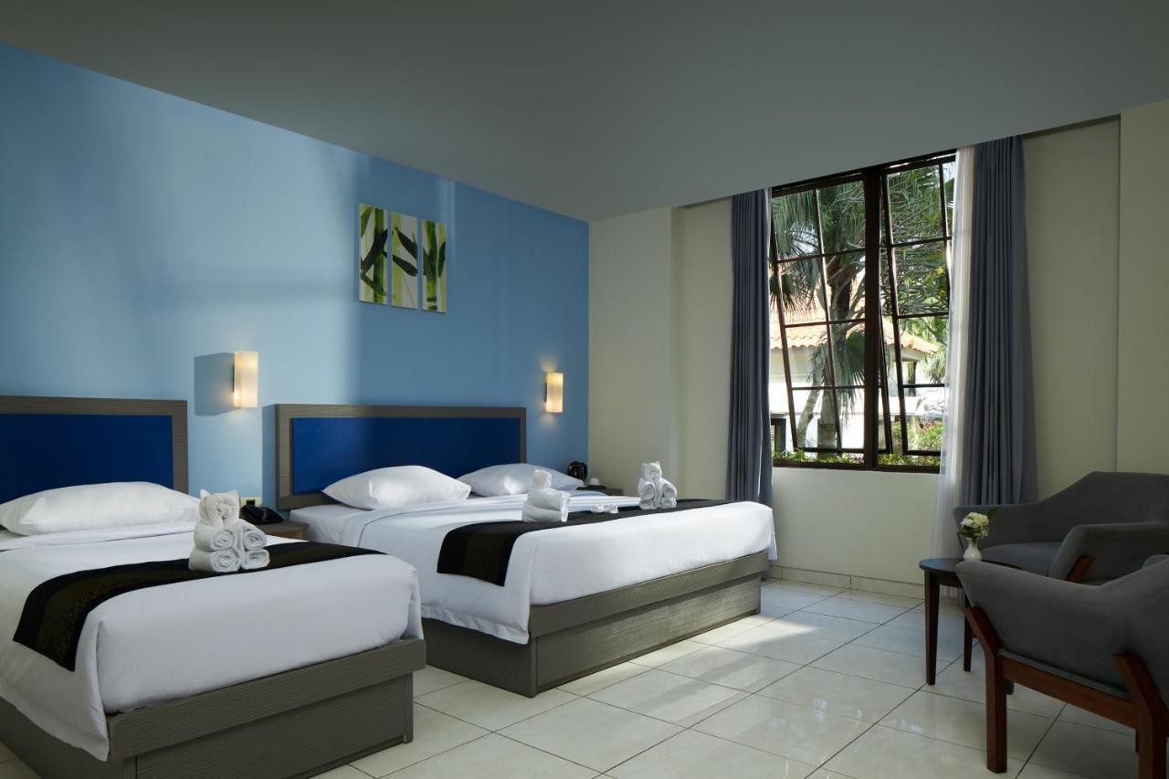 El Hotel Маланг Екстериор снимка
