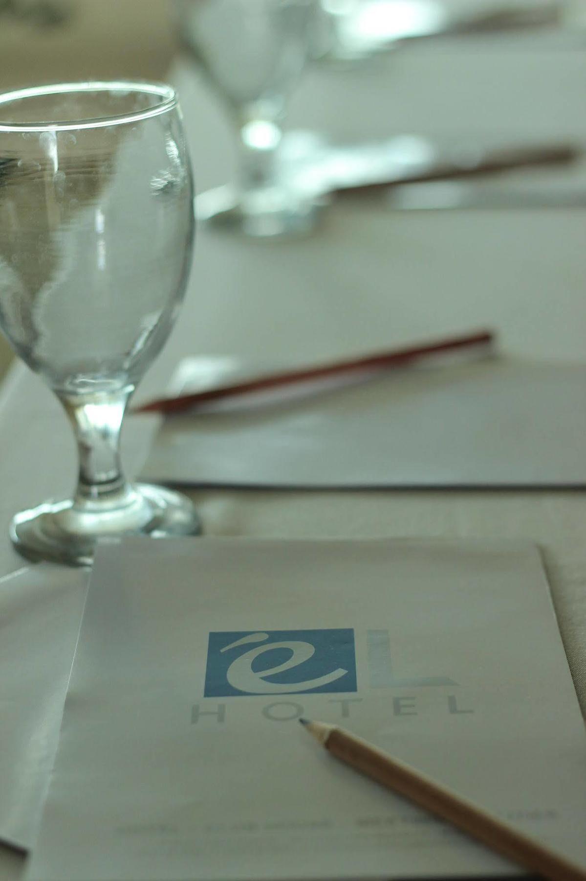 El Hotel Маланг Екстериор снимка